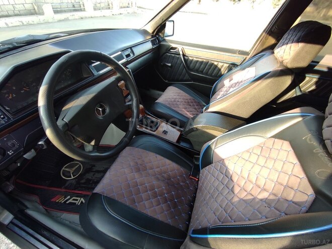 Mercedes E 250 1991, 254,850 km - 2.5 л - Sumqayıt
