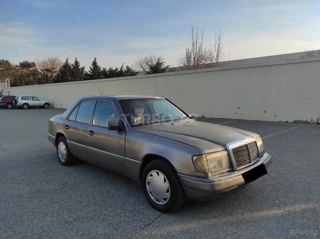 Mercedes E 250 1991, 254,850 km - 2.5 л - Sumqayıt