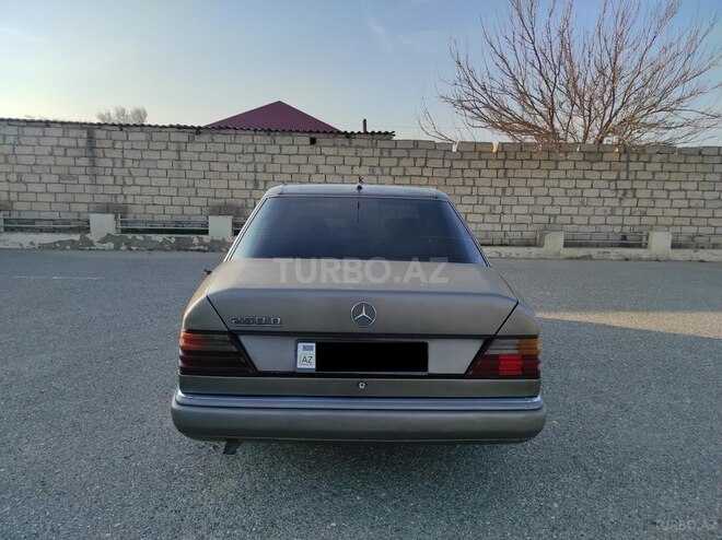 Mercedes E 250 1991, 254,850 km - 2.5 л - Sumqayıt