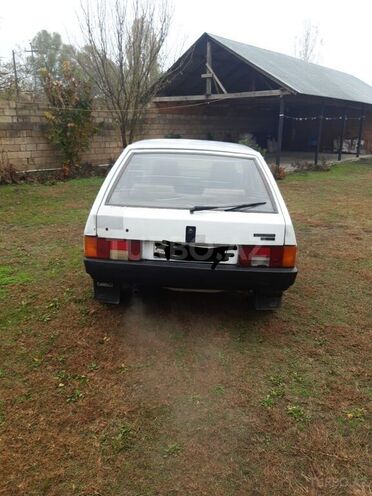 LADA (VAZ) 2109 1992, 360,000 km - 1.5 l - Qax
