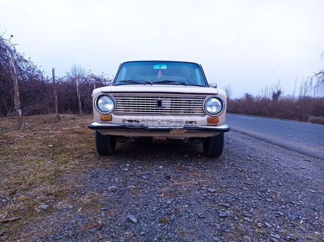 LADA (VAZ) 21011 1975, 85,420 km - 1.6 л - Oğuz