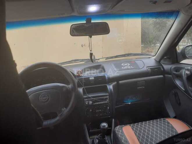 Opel Astra 1997, 250,000 km - 1.6 л - Bakı