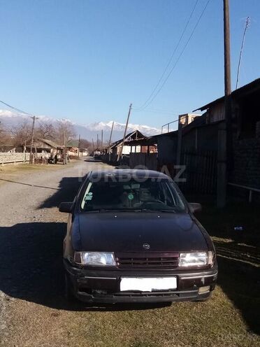 Opel Vectra 1992, 526,885 km - 2.0 l - Zaqatala