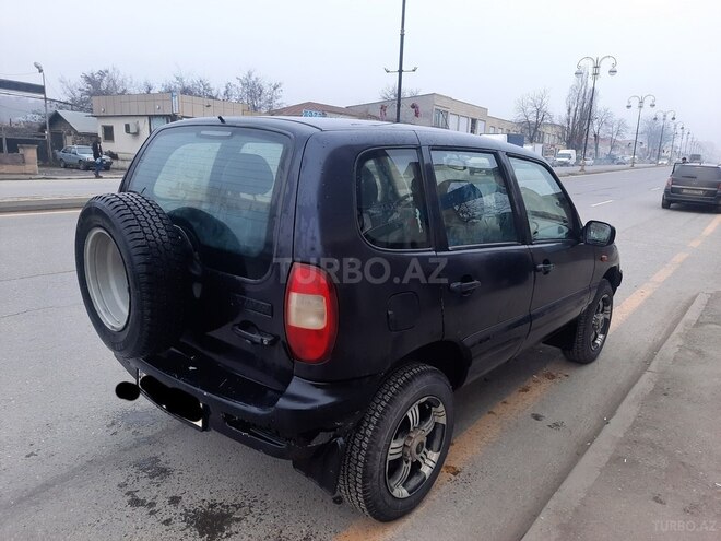 Chevrolet Niva 2005, 210,000 km - 1.7 l - Quba