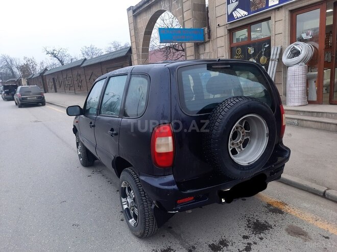 Chevrolet Niva 2005, 210,000 km - 1.7 l - Quba