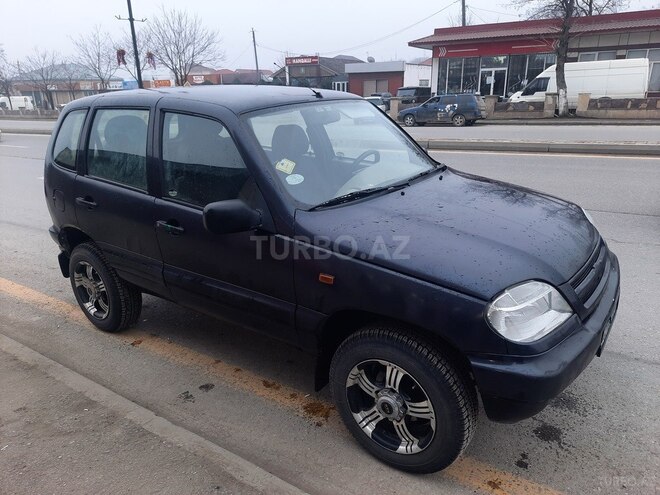 Chevrolet Niva 2005, 210,000 km - 1.7 l - Quba