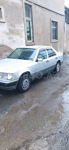 Mercedes E 200 1990, 430,000 km - 2.0 l - Bakı