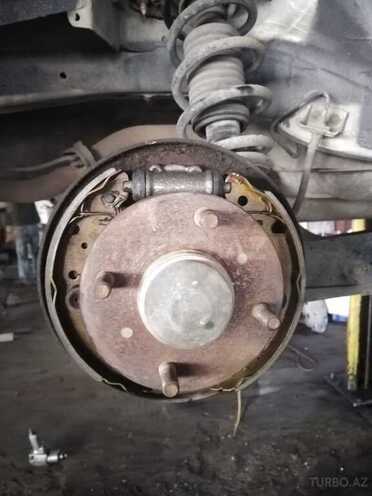 Nissan Sunny 2004, 210,000 km - 1.3 л - Bakı