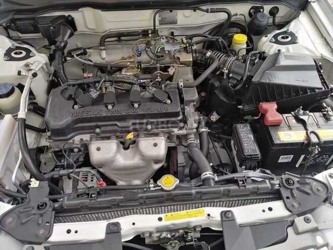 Nissan Sunny 2004, 210,000 km - 1.3 л - Bakı