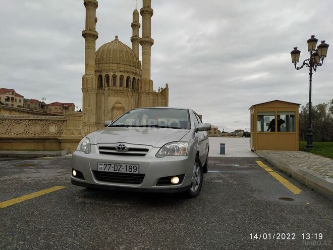 Toyota Corolla 2006, 221,500 km - 1.4 л - Bakı