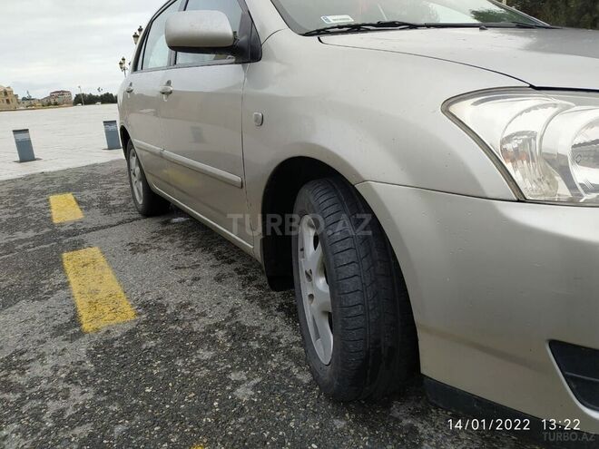Toyota Corolla 2006, 221,500 km - 1.4 л - Bakı