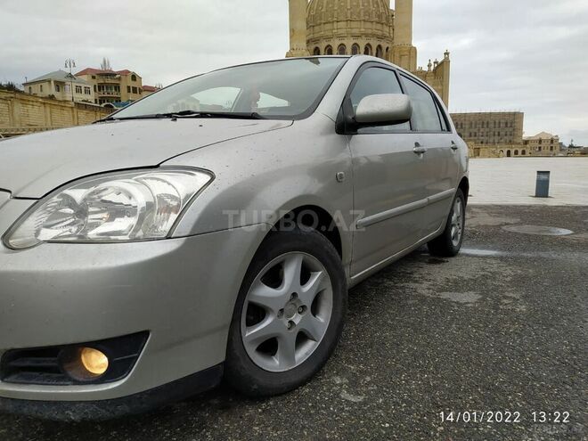 Toyota Corolla 2006, 221,500 km - 1.4 л - Bakı