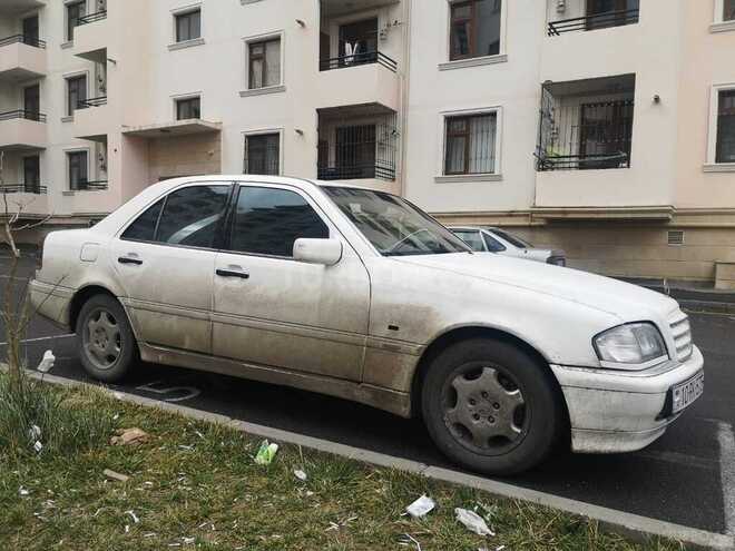 Mercedes C 250 1996, 714,000 km - 2.5 l - Bakı