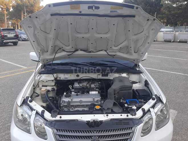 Mitsubishi Airtrek 2002, 295,632 km - 2.0 l - Sumqayıt