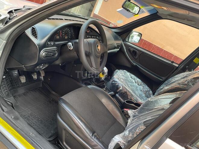 Chevrolet Niva 2016, 24,800 km - 1.7 l - Bakı