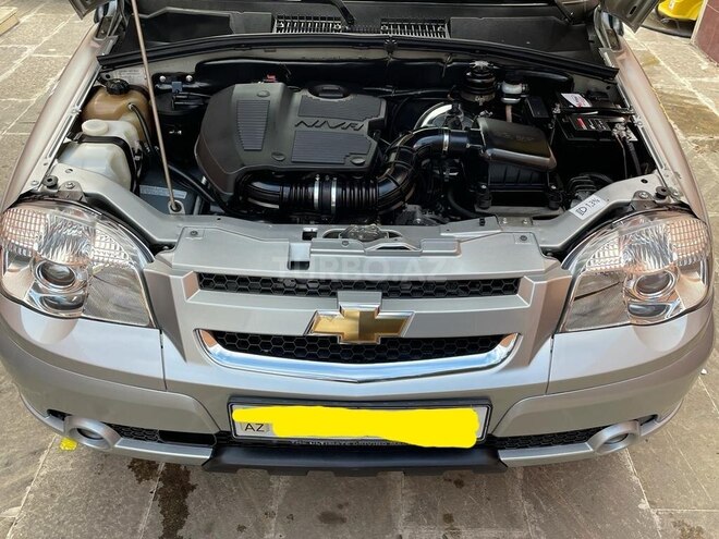 Chevrolet Niva 2016, 24,800 km - 1.7 l - Bakı