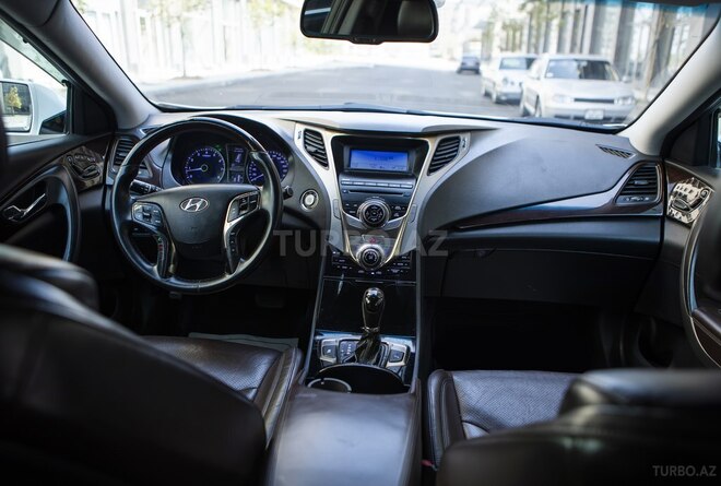 Hyundai Grandeur 2011, 227,000 km - 2.4 l - Bakı