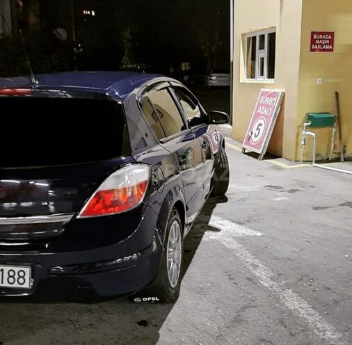 Opel Astra 2004, 192,000 km - 1.4 l - Gəncə