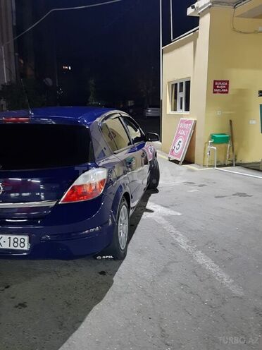 Opel Astra 2004, 192,000 km - 1.4 l - Gəncə