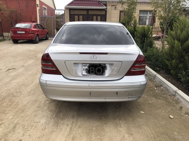 Mercedes C 200 2000, 465,432 km - 2.0 l - Tovuz