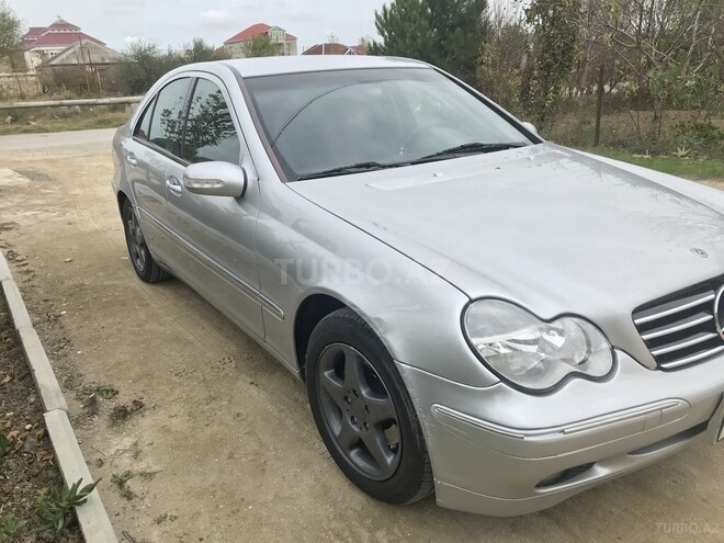 Mercedes C 200 2000, 465,432 km - 2.0 l - Tovuz