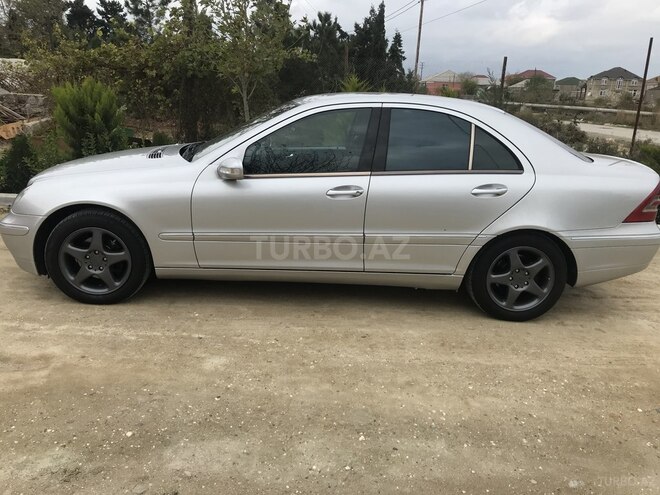Mercedes C 200 2000, 465,432 km - 2.0 l - Tovuz
