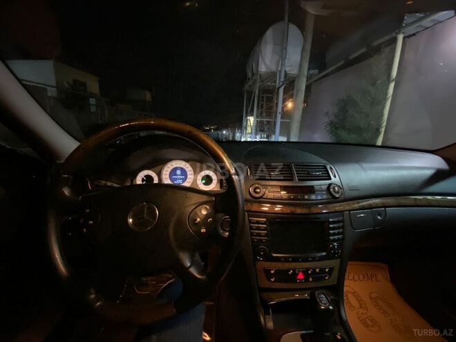 Mercedes E 350 2004, 280,000 km - 3.5 l - Bakı