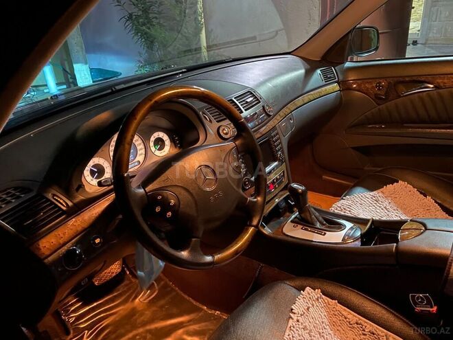 Mercedes E 350 2004, 280,000 km - 3.5 l - Bakı