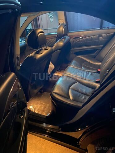 Mercedes E 350 2004, 280,000 km - 3.5 l - Bakı