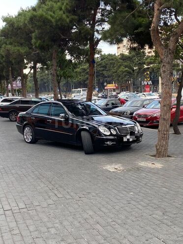Mercedes E 350 2004, 280,000 km - 3.5 l - Bakı
