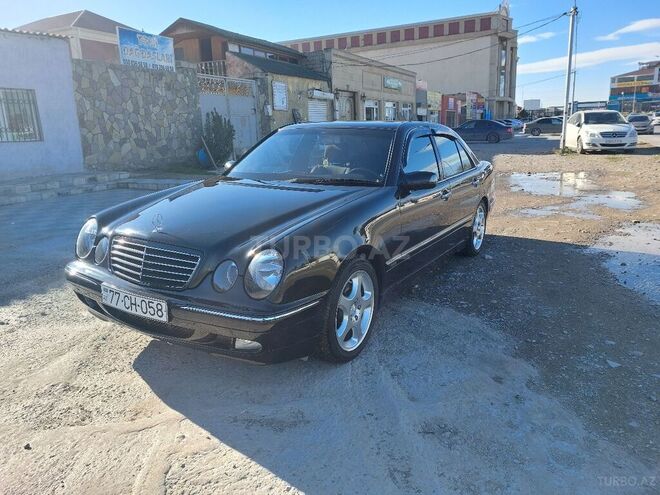 Mercedes E 270 1999, 311,563 km - 2.7 л - Bakı