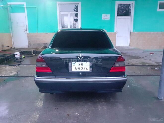 Mercedes C 220 1998, 176,000 km - 2.3 l - Bərdə