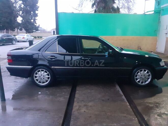Mercedes C 220 1998, 176,000 km - 2.3 l - Bərdə