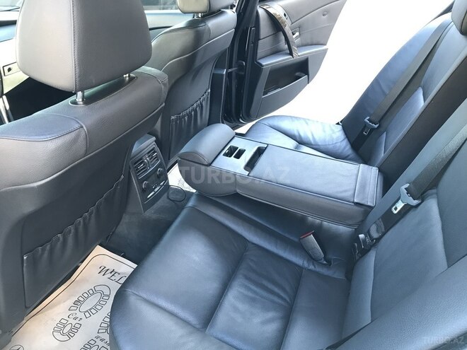 BMW 525 2006, 175,000 km - 2.5 l - Bakı