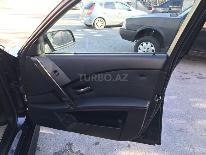 BMW 525 2006, 175,000 km - 2.5 l - Bakı