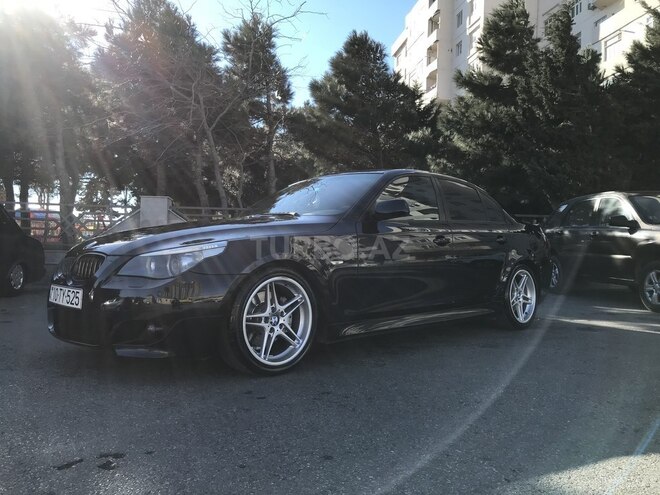 BMW 525 2006, 175,000 km - 2.5 l - Bakı