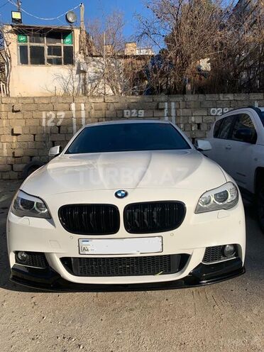 BMW 528 2011, 153,000 km - 2.0 л - Bakı