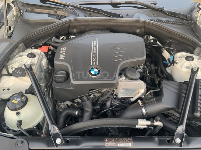 BMW 528 2011, 153,000 km - 2.0 л - Bakı