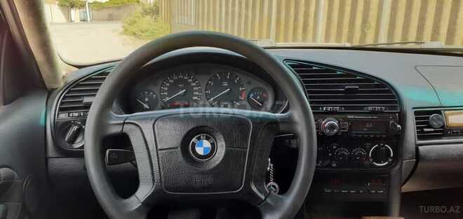 BMW 320 1994, 300,000 km - 2.0 l - İmişli