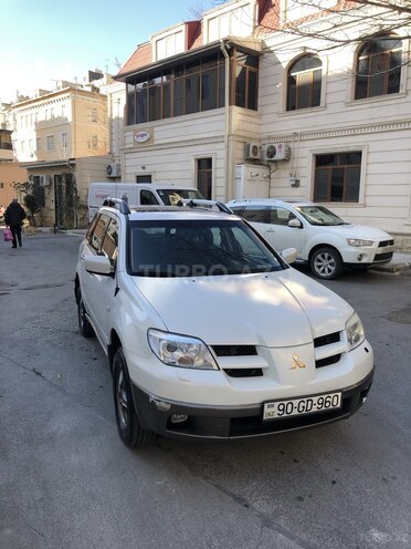 Mitsubishi Outlander 2003, 327,400 km - 2.4 l - Bakı
