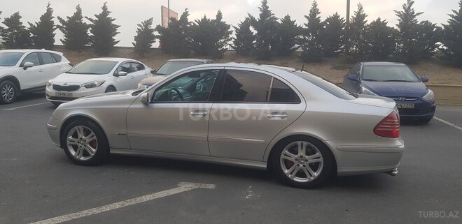 Mercedes E 240 2002, 240,000 km - 2.4 l - Bakı