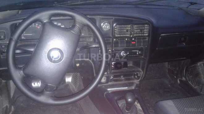 Opel Omega 1994, 150,000 km - 2.0 l - Bakı