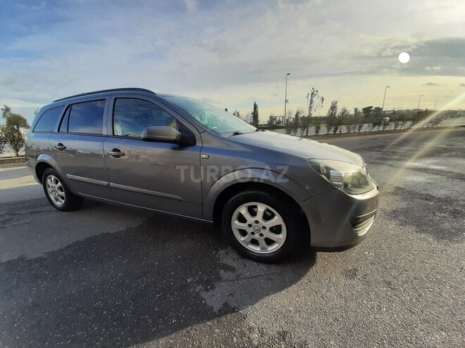 Opel Astra 2005, 242,000 km - 1.4 l - Bakı
