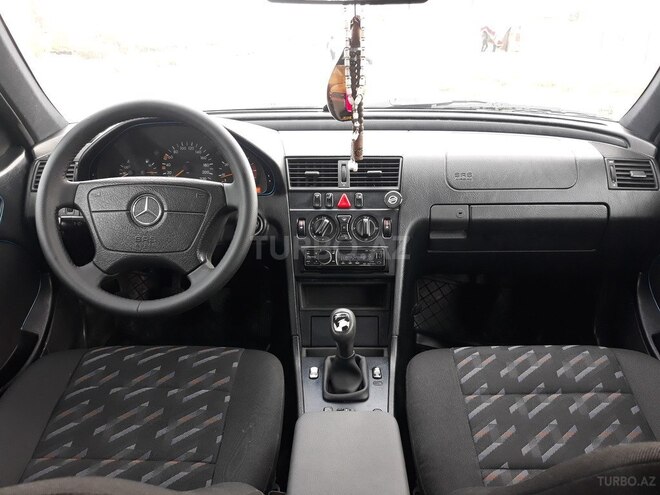 Mercedes C 220 1998, 585,634 km - 2.2 l - Bakı