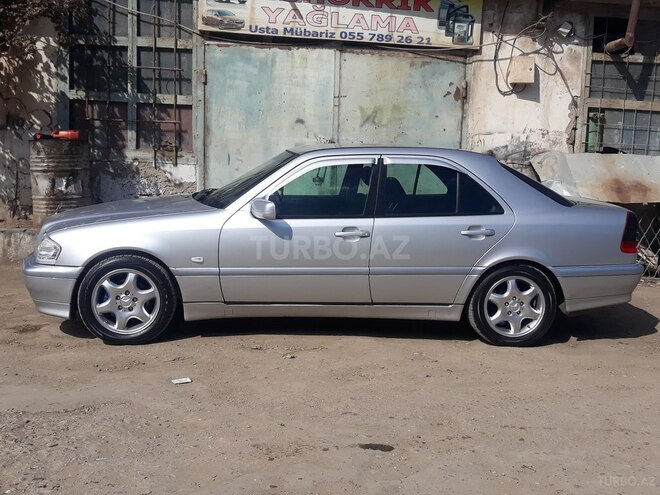Mercedes C 220 1998, 571,382 km - 2.2 l - Bakı