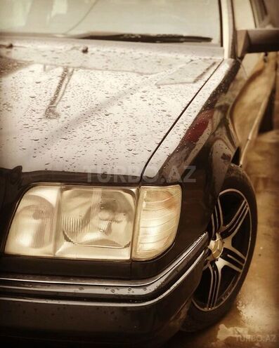 Mercedes E 220 1994, 370,000 km - 2.2 л - Bakı