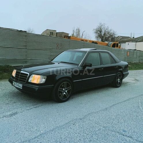 Mercedes E 220 1994, 370,000 km - 2.2 л - Bakı