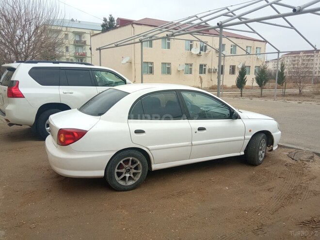 Kia Rio 2002, 200,000 km - 1.6 l - Şirvan