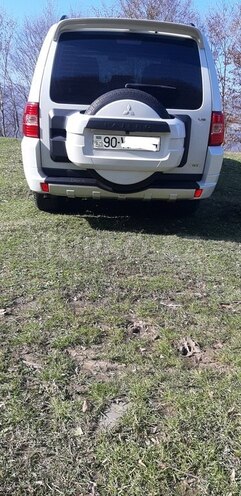 Mitsubishi Pajero 2010, 206,000 km - 3.5 l - Bakı
