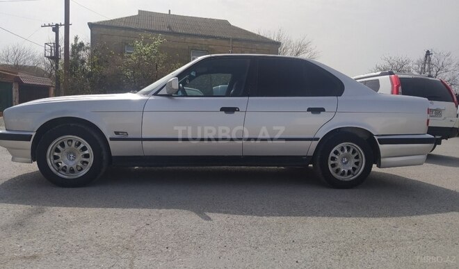 BMW 525 1993, 500,000 km - 2.5 l - Bakı